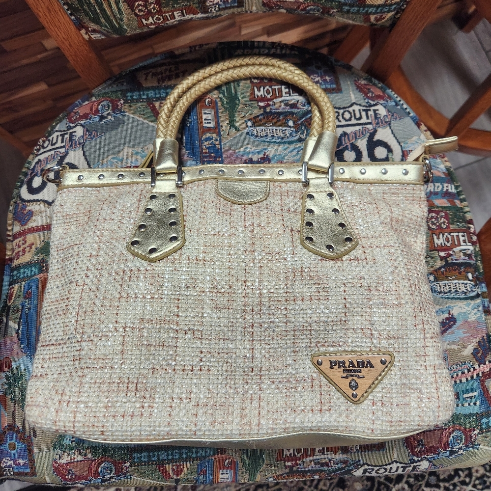 Purse - Picture 8 of 9